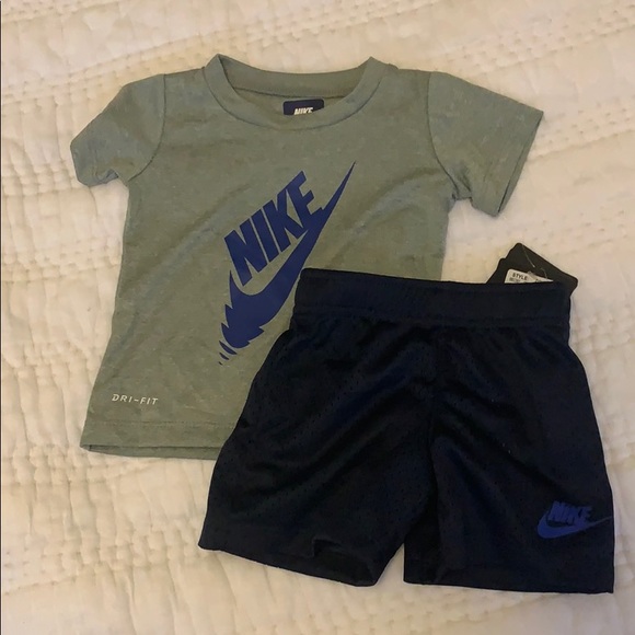 Nike short set Clearance